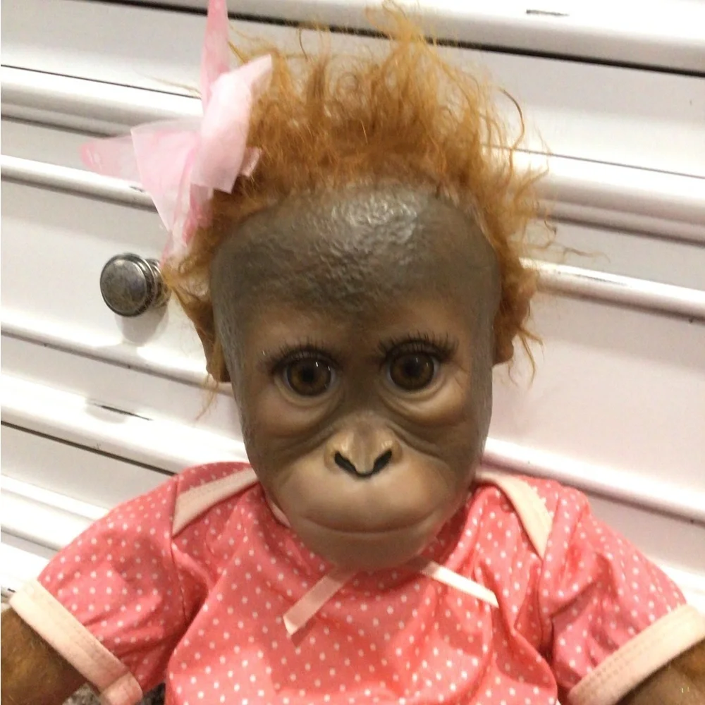 Ashton-Drake Annabelle’s Hugs 22” Lifelike Monkey Doll RealTouch Vinyl - Picture 2 of 13